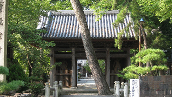 4.向源寺（渡岸寺観音堂）