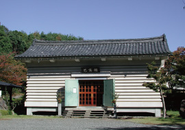 2.己高閣・世代閣（ここうかく・よしろかく）